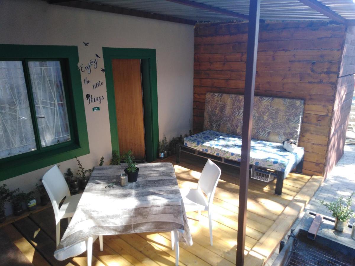 Xenia Bed & Breakfast Уиндхоек Екстериор снимка