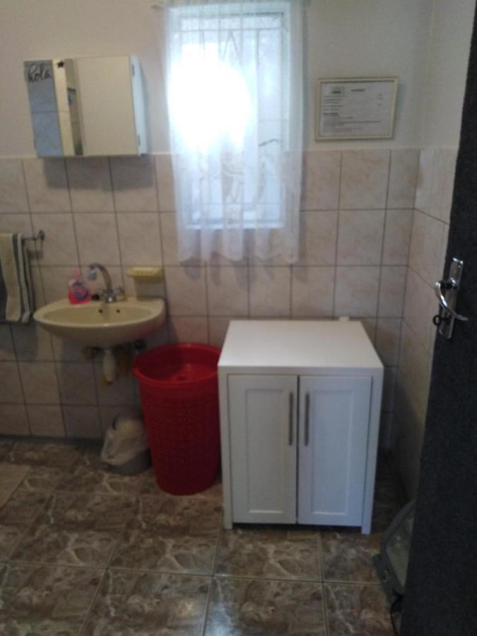 Xenia Bed & Breakfast Уиндхоек Екстериор снимка