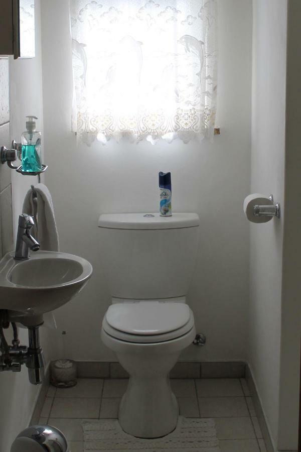 Xenia Bed & Breakfast Уиндхоек Екстериор снимка